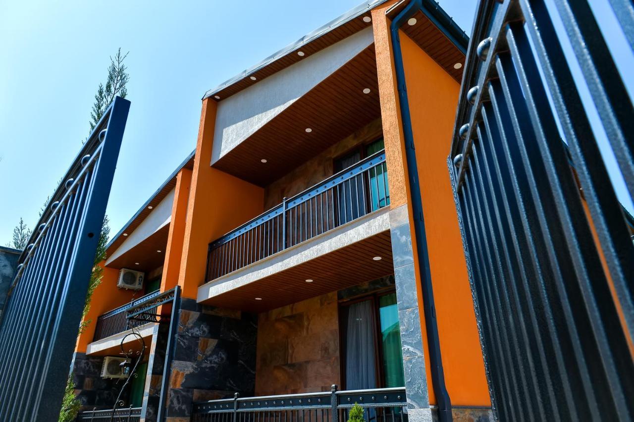 Lions Apartment Ureki Bagian luar foto